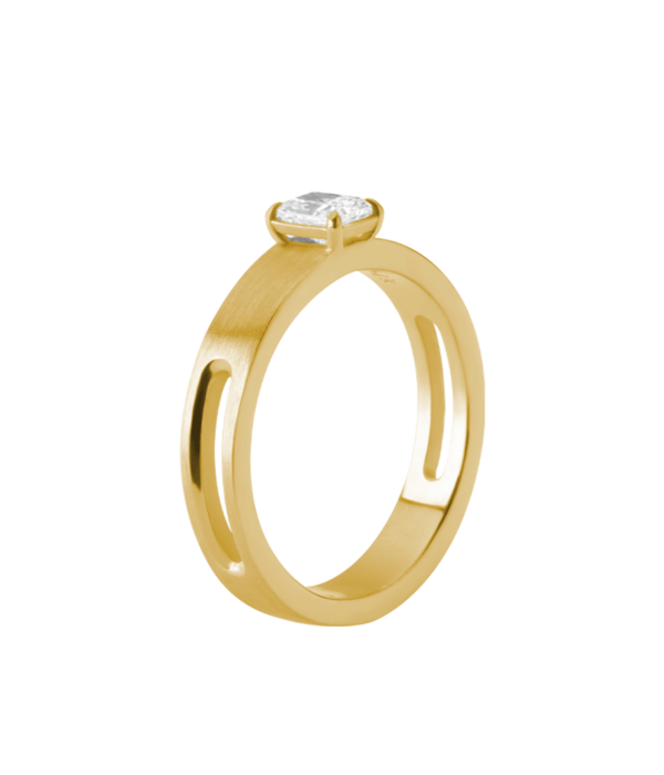 TSIKOLIA GOLD RING.png